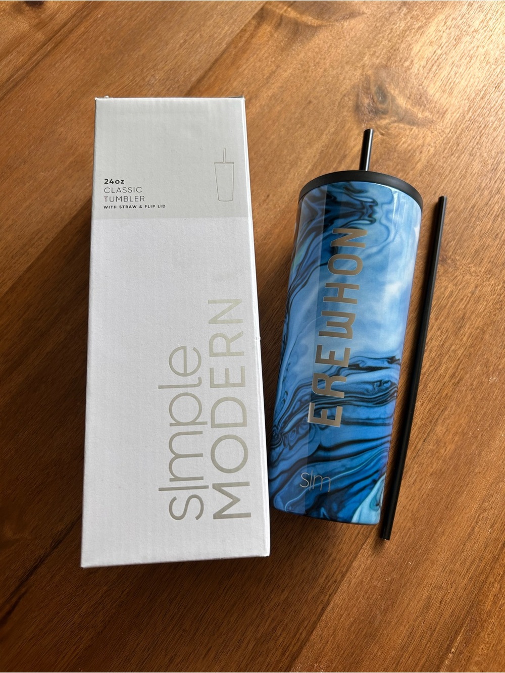 NWT Erewhon x Simple Modern Tumbler [24oz | Ocean Quartz]